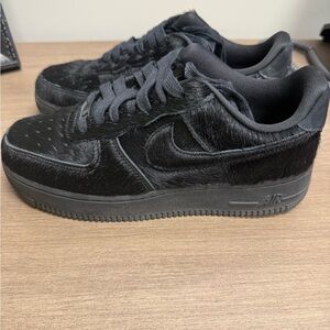 Nike Black Textured Sneakers